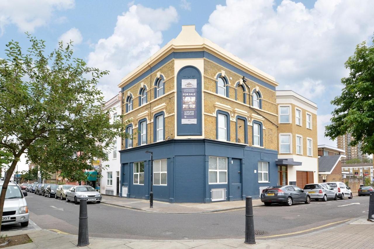 Spacious Modern 1-bed Near Victoria Park & Stadium * London